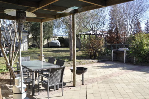 Caledonia Cottage - Accommodation China 1