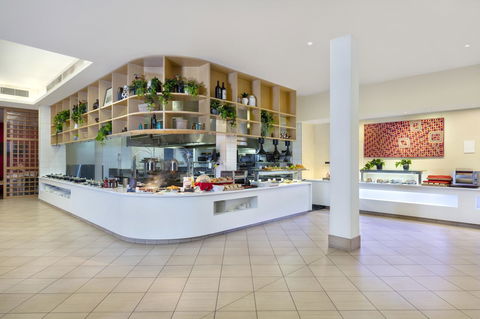 Crowne Plaza Alice Springs Lasseters, An IHG Hotel - Accommodation Asia 1
