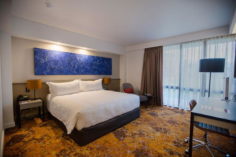Crowne Plaza Alice Springs Lasseters, An IHG Hotel - Accommodation Asia 27