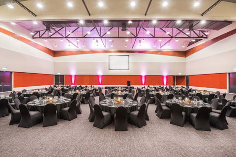 Crowne Plaza Alice Springs Lasseters, An IHG Hotel - Accommodation Asia 40