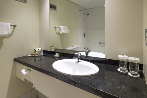 DoubleTree By Hilton Alice Springs - Accommodation Asia 22