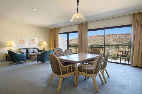 DoubleTree By Hilton Alice Springs - Accommodation Asia 11