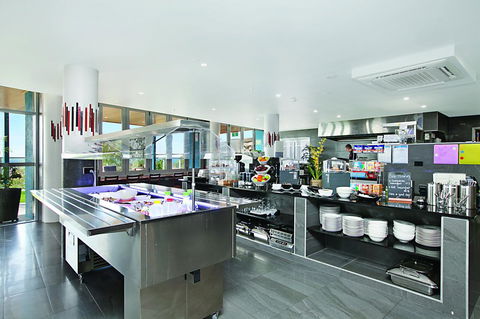 Ramada Suites By Wyndham Zen Quarter Darwin - Accommodation Guide 12