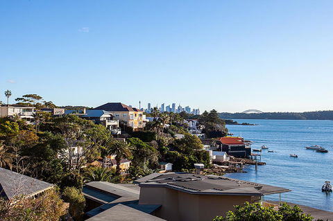 Art Deco Apartment With Breathtaking Water Views - Accommodation China 11