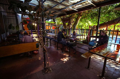 Jump Inn Alice Budget Accommodation - Accommodation Asia 30