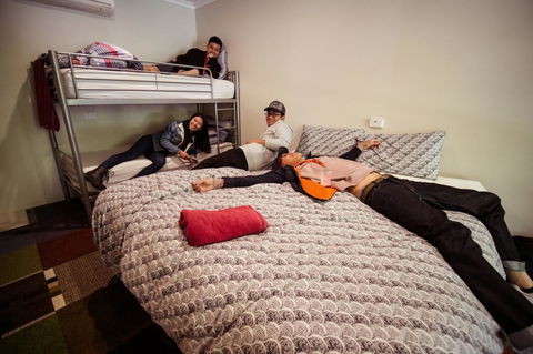 Jump Inn Alice Budget Accommodation - Accommodation Asia 38