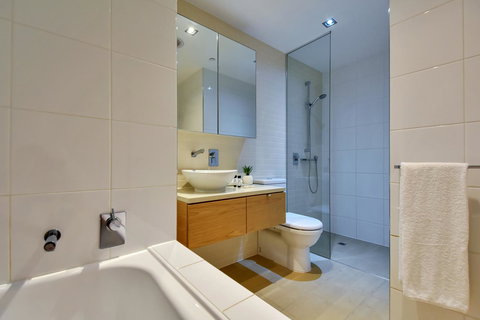 Astra Apartments Darwin - Accommodation Asia 5