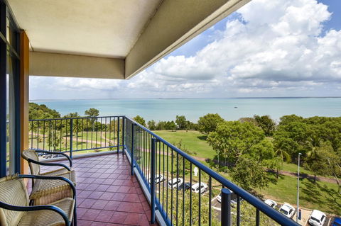 Mantra On The Esplanade - Accommodation Asia 6