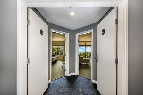 Mantra On The Esplanade - Accommodation Asia 42