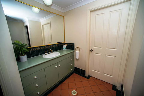 Beaches Serviced Apartments - Accommodation Asia 32
