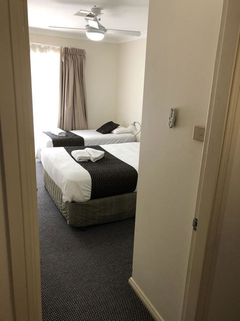 Beaches Serviced Apartments - Accommodation Asia 4
