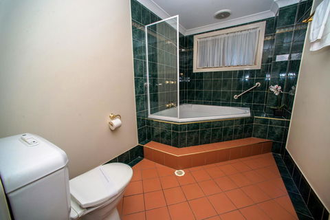 Beaches Serviced Apartments - Accommodation Asia 33