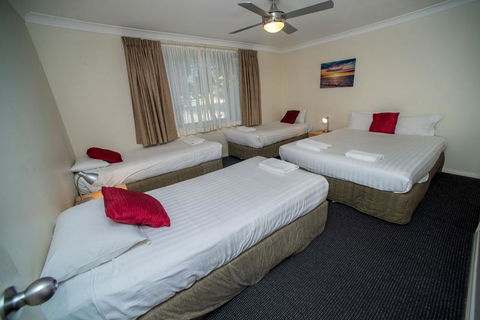 Beaches Serviced Apartments - Accommodation Asia 0