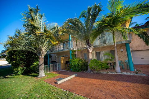 Beaches Serviced Apartments - Accommodation Asia 1