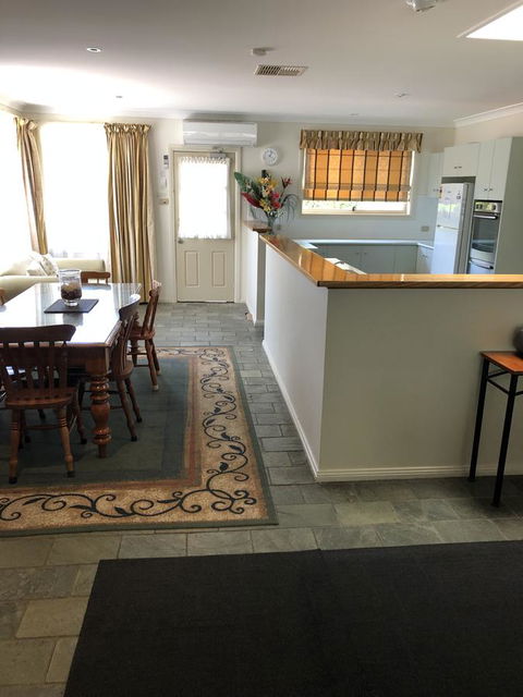 Beaches Serviced Apartments - Accommodation Asia 5