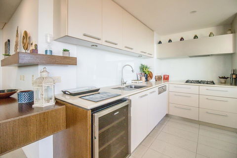 ZEN BY THE WATER - Esplanade Darwin Retreat - Accommodation Asia 23