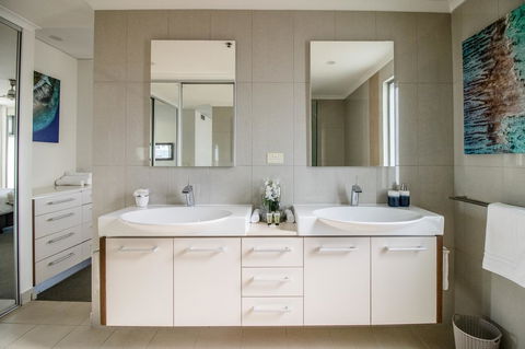 ZEN BY THE WATER - Esplanade Darwin Retreat - Accommodation Asia 12