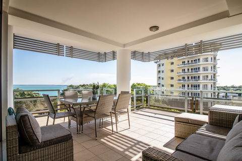 ZEN BY THE WATER - Esplanade Darwin Retreat - Accommodation Asia 3