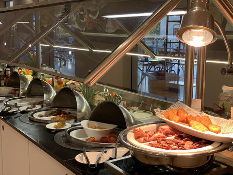 DoubleTree By Hilton Esplanade Darwin - Accommodation Asia 2