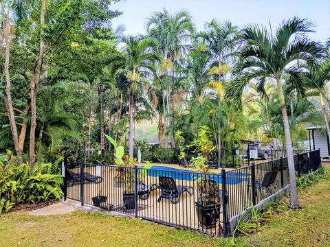 Oasis Tourist Park - Accommodation Asia 10
