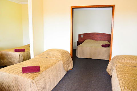 Erldunda Desert Oaks Resort - Accommodation Asia 32