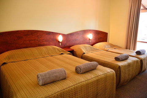 Erldunda Desert Oaks Resort - Accommodation Asia 38