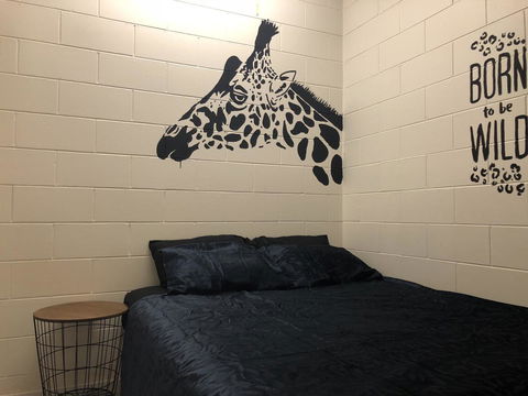 Frogs-Hollow Backpackers - Accommodation Asia 43
