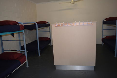 Frogs-Hollow Backpackers - Accommodation Asia 8