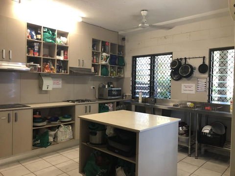 Frogs-Hollow Backpackers - Accommodation Asia 26