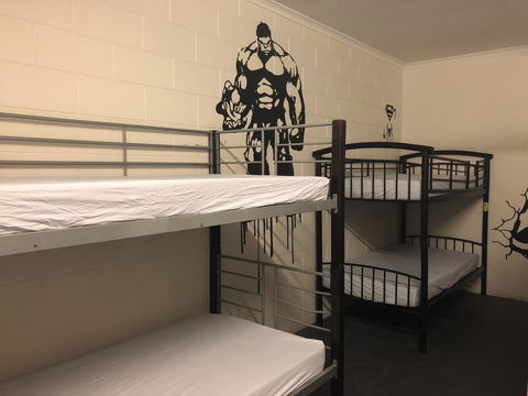 Frogs-Hollow Backpackers - Accommodation Asia 34