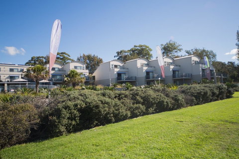 Corrigans Cove - Accommodation Guide 21