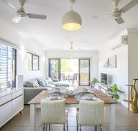 ZEN QUARTERS - The NOMADS PAD Near Nightcliff Markets  Sunset Foreshore - Accommodation Asia