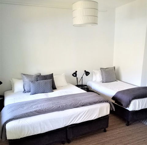 Arafura Blue - Accommodation Asia 12