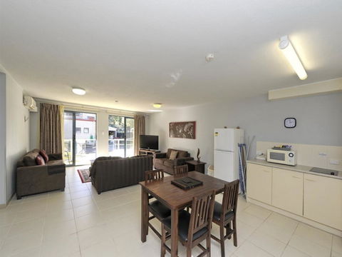 Nelson Bay Breeze - Accommodation Asia 8