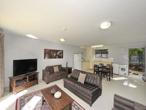 Nelson Bay Breeze - Accommodation Asia 9