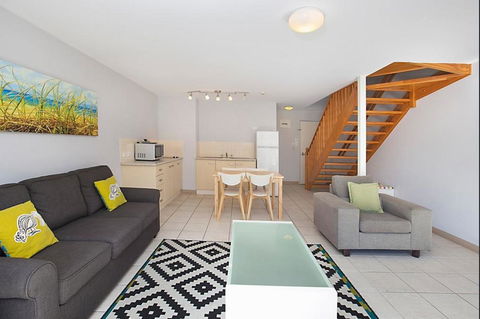 Nelson Bay Breeze - Accommodation Asia 18