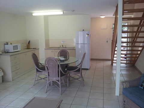Nelson Bay Breeze - Accommodation Asia 35