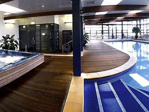 Novotel Canberra - Accommodation Asia 13