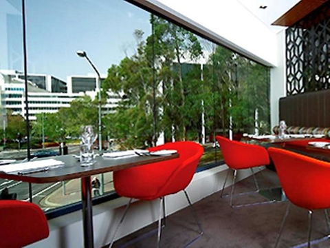 Novotel Canberra - Accommodation Asia 14