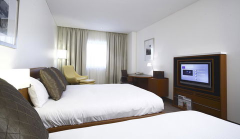 Novotel Canberra - Accommodation Asia 20