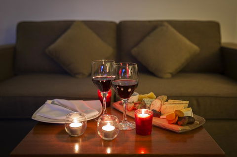 Novotel Canberra - Accommodation Asia 41