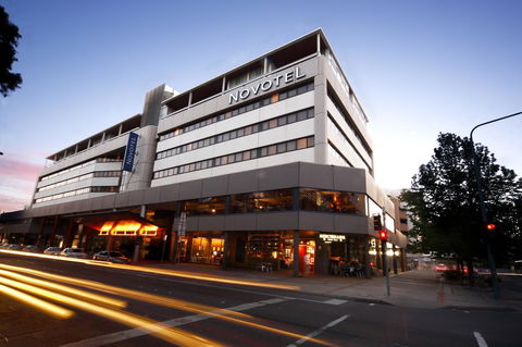 Novotel Canberra - Accommodation Asia 6