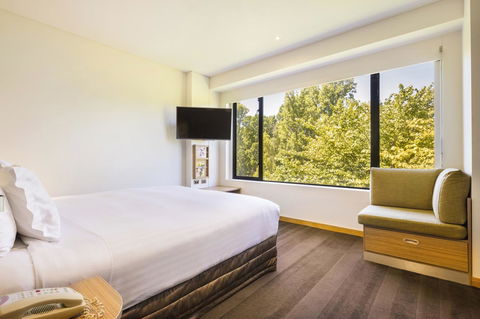 Crowne Plaza Canberra, An IHG Hotel - Accommodation Asia 30