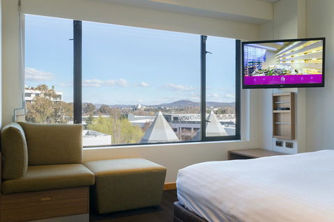 Crowne Plaza Canberra, An IHG Hotel - Accommodation Asia 19