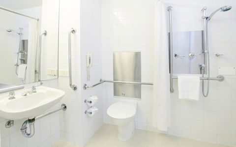 Crowne Plaza Canberra, An IHG Hotel - Accommodation Asia 24