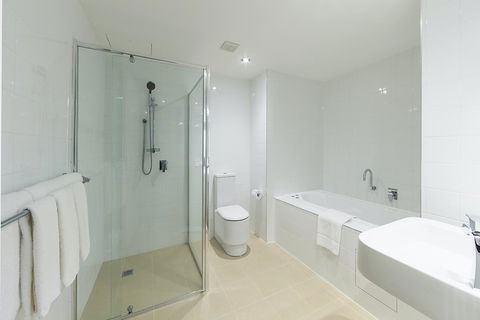 Crowne Plaza Canberra, An IHG Hotel - Accommodation Asia 27