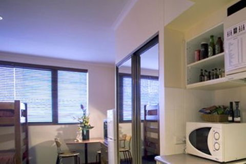 Madison Capital Executive Apartments - Accommodation Asia 3
