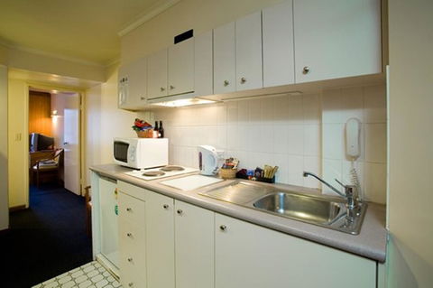 Madison Capital Executive Apartments - Accommodation Asia 5