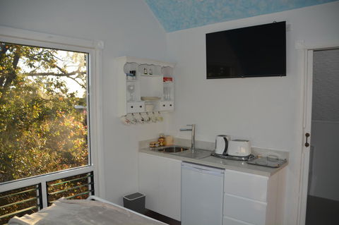 Garden Room - Accommodation Asia 2