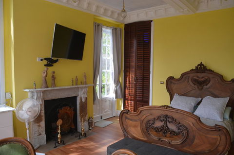 Garden Room - Accommodation Asia 1